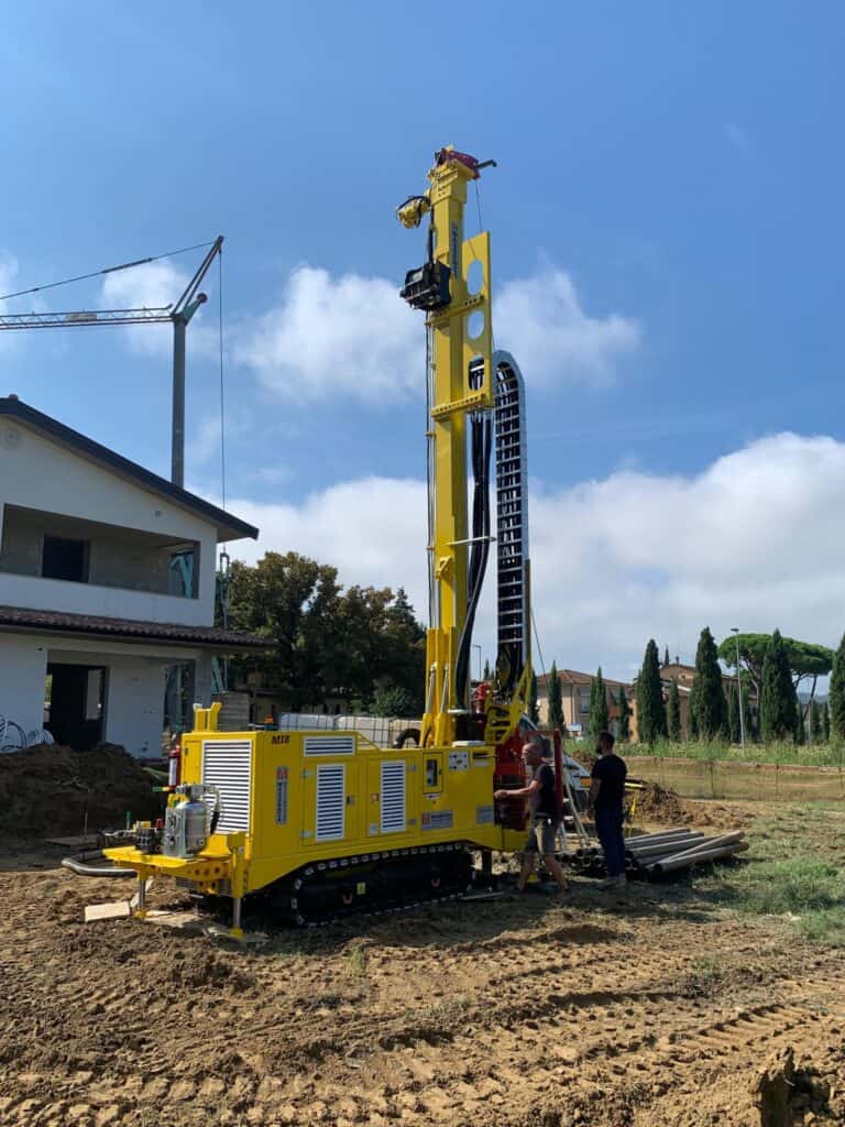 2611_Mi8 perforatrice Massenza drilling rigs cantiere Ponte a Egola