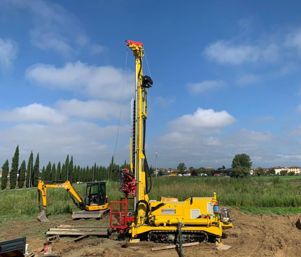 2611_Mi8 perforatrice Massenza drilling rigs cantiere Ponte a Egola