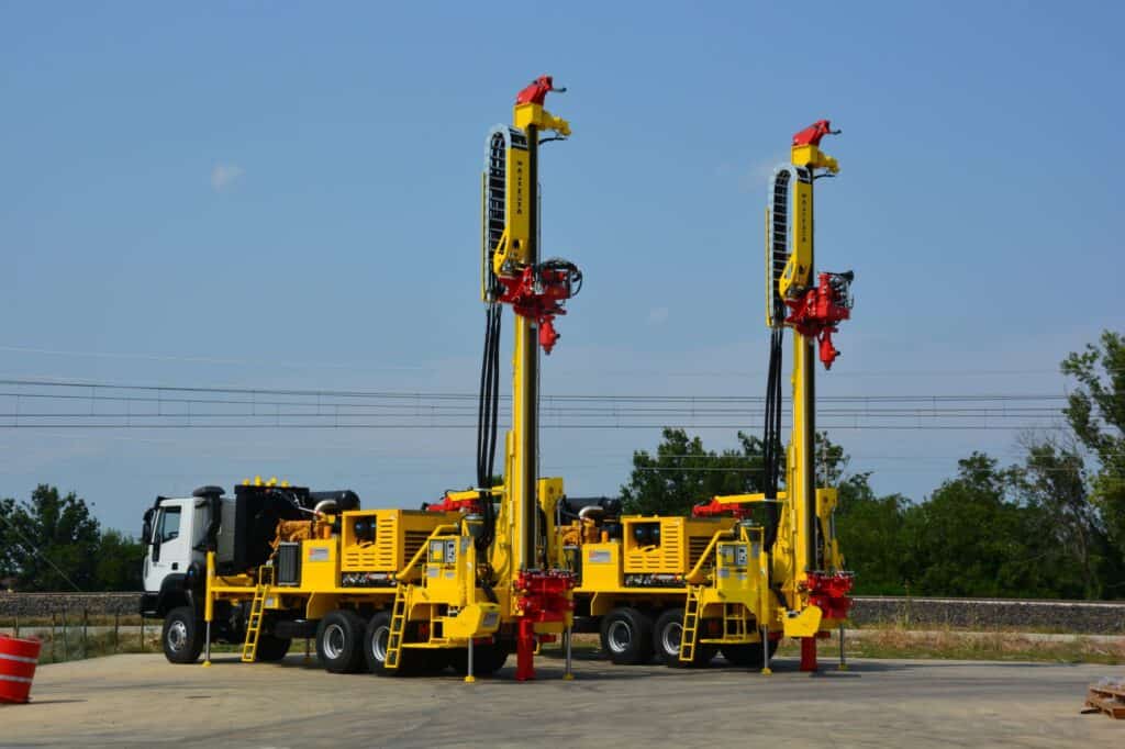 2689_2688_Mi8 perforatrici Massenza Drilling rigs