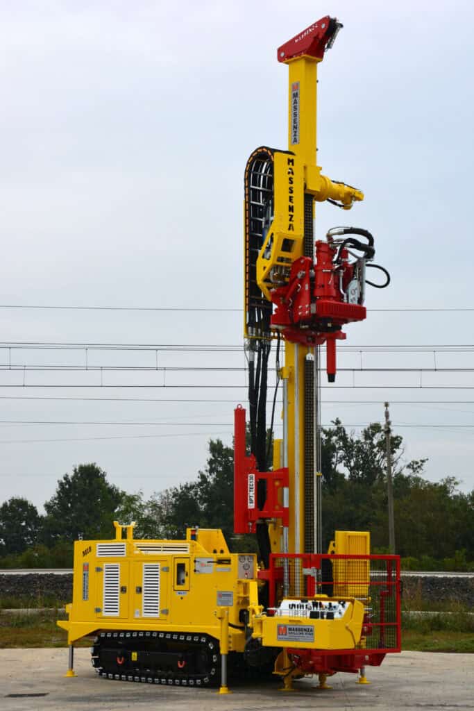 2720_Mi8_ perforatrice Massenza Drilling rigs